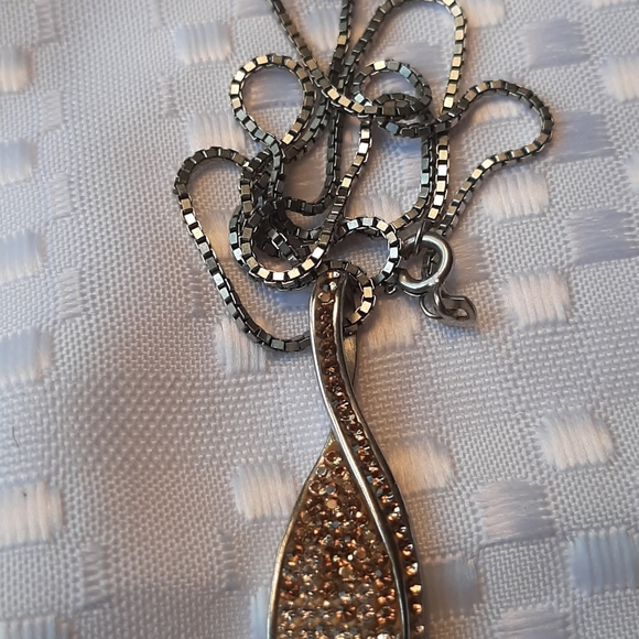 Authentic Swarovski Necklace - Picture 3 of 3